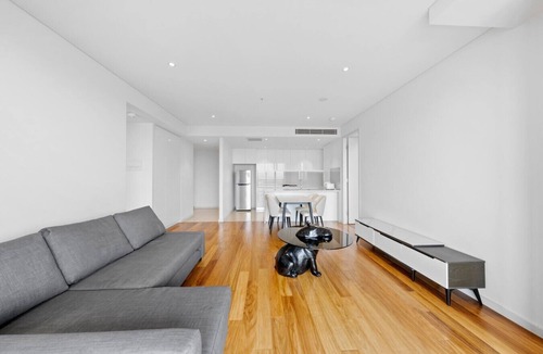 Burwood Apartment | Burwood 1BR 093 APT close Olympic park&CBD