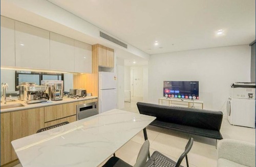 Burwood Hotel | Burwood Studios