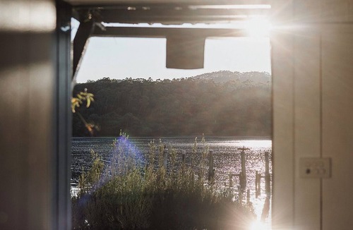 Strahan Cabin | Bushy Summers - Nurturing waterfront shack in secluded Lettes Bay, Strahan
