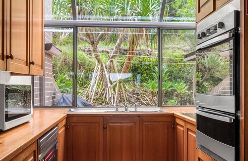 Byron Bay House | Byron Bay Accom - James Cook 10 - 130 Lighthouse Road