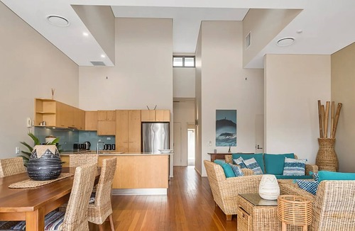 Byron Bay Apartment | Byron Bay Accom - Pipis On The Beach 2 - 2 Fletcher Streetr
