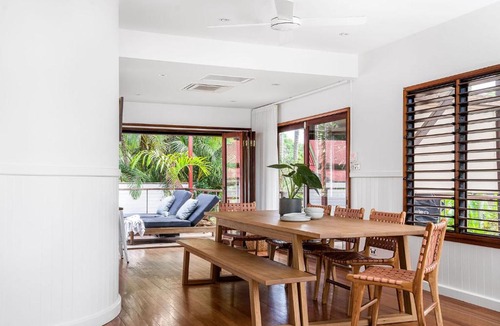 Belongil House | Byron Blisshouse - multi-home retreat with pool
