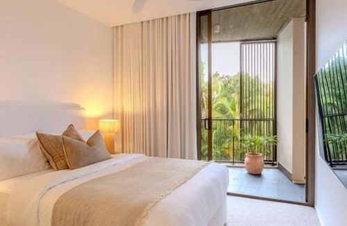 Byron Bay Apartment | Byron Social on Jonson - Luxury Apartment in the Heart of Byron Bay + Rooftop pool