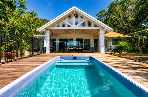 East Trinity House | Cairns Beachfront Retreat