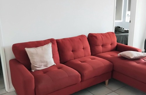 Cairns North Apartment | Cairns City Apartment w/salt water pool - close to the Esplanade & shops.