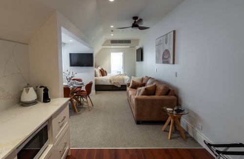 Camden Hotel | Camden Hotel Suites