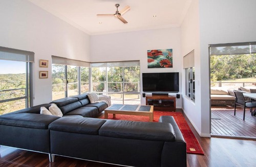 Wilyabrup House | Cantley at Flutes Estate, Margaret River