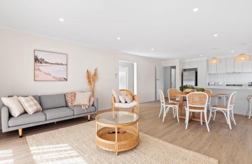 Capel Sound Villa | Capel Coastal Escape