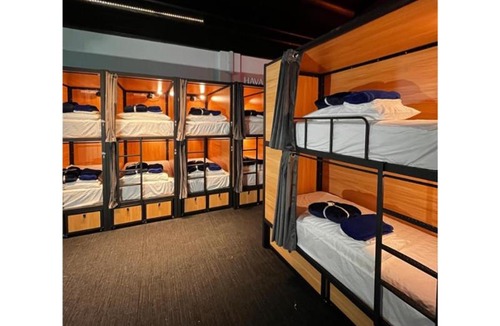 Southport Hostel | Capsuleaccom Hostel