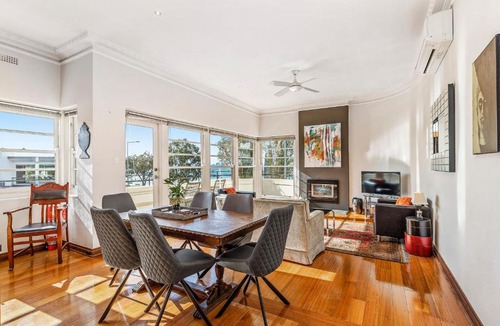 Williamstown Apartment | Captains Retreat Apartments and Cottages