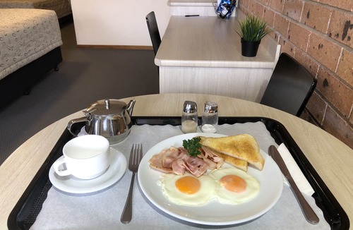 Cardiff Hotel | Cardiff Motor Inn
