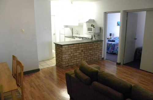 Carnarvon Apartment | Carnarvon Central Apartments