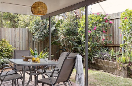 Yamba Apartment | Catalina Court Unit 7 - Only Steps from Pippi Beach - Holiday Yamba