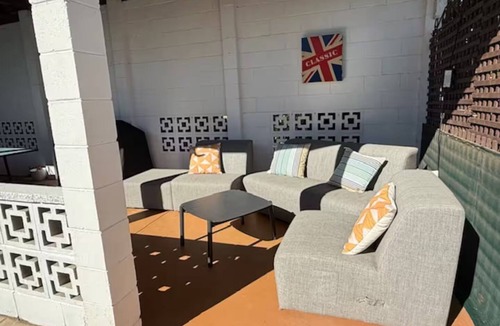 Caves Beach House | Caves Beach, Sea Breeze - 5 min walk to the patrolled beach and caves