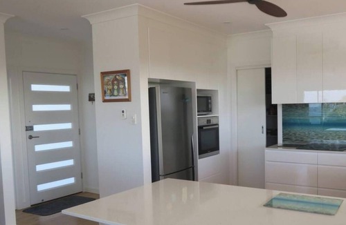 Caves Beach House | Caves Cottage - gorgeous 180 degree ocean views