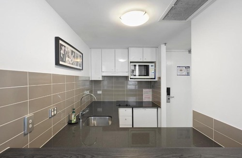 Brisbane Central Business District Apartment | CBD Central - 1BDR Apt - Sebel 4 Star Resort