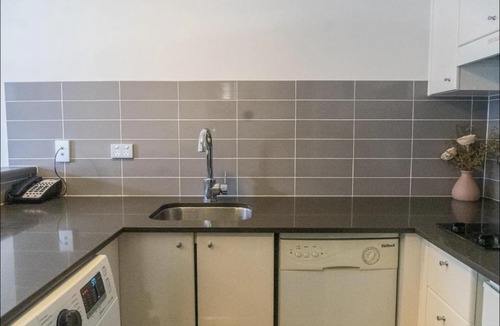 Brisbane Central Business District Apartment | CBD Central - 1BDR Apt - Sebel 4 Star Resort