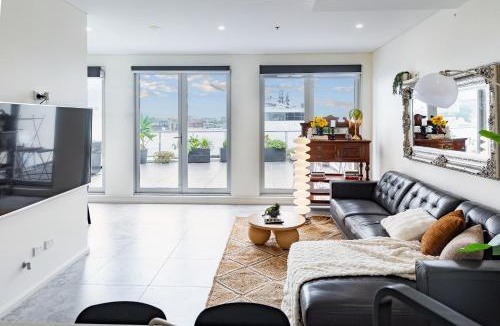 Ultimo Apartment | CBD Gem Near Central Station 2 Free Parking Spots