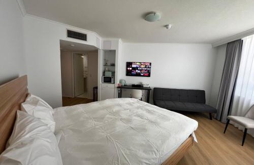 Brisbane Central Business District Apartment | CBD Studio Apartment