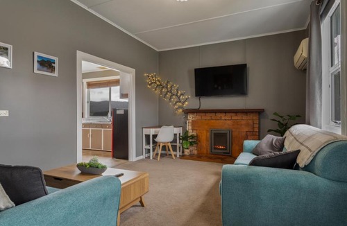Scottsdale House | Celtic Cottage, Scottsdale