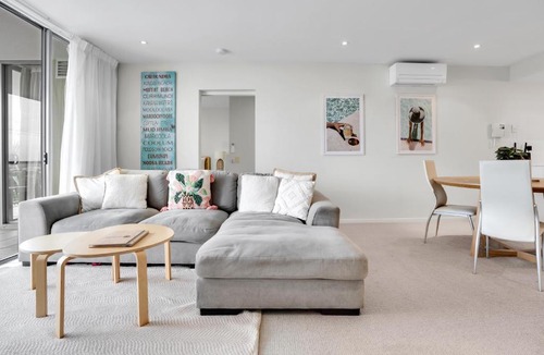 Kings Beach Apartment | Central Kings Beach 2 BR APT w Pool and Spa access