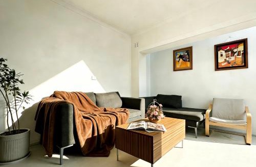 Strathfield House | Central Strathfield quiet share stay