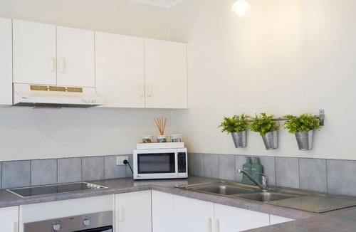 Port Fairy Cottage | Centrally located cottage offering charm and comfort