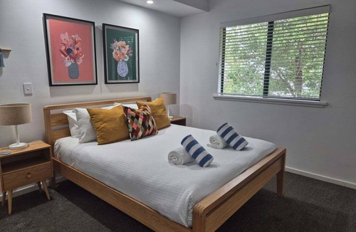 Noosaville Resort | Centrally located to Noosa river