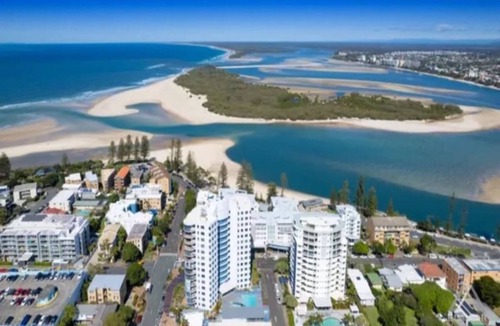 Caloundra Apartment | Centrepoint 36 Ocean Views, Walk To Bulcock Beach