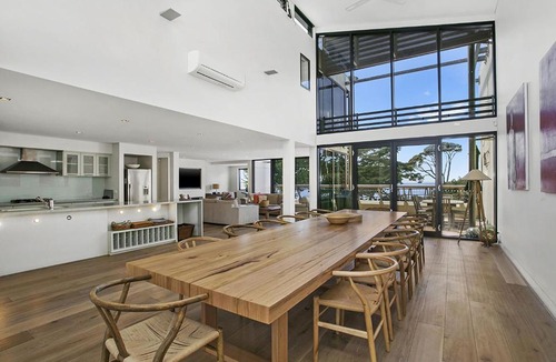 Point Lonsdale House | Cetacea