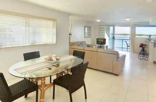 Caloundra Apartment | Cetina 2 Waterfront Views & Modern Coastal Stay