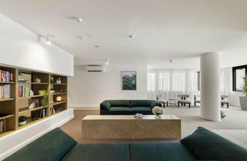 City East Apartment | Chada by Cadiz Properties - 2 Bedroom Apartment with Lakeview Pool, within CBD and Beside Commonwealth Park