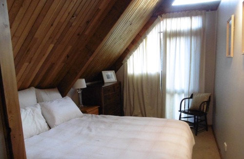 Smiths Beach House | CHALET BY THE SEA Sum