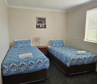 Mount Elphinstone Ski Chalet | Chalets on Frenchman