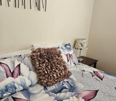 Mount Elphinstone Ski Chalet | Chalets on Frenchman
