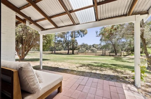 Margaret River Apartment | Chambré Estate Malbec - experience elegant luxury