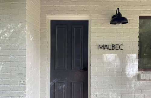 Margaret River Apartment | Chambré Estate Malbec - experience elegant luxury