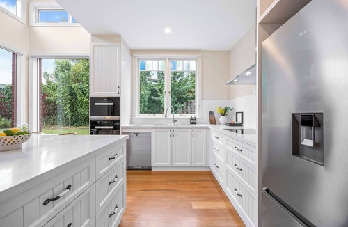 Mount Pleasant House | Character-Filled, Modern Retreat In Mount Pleasant, Ballarat