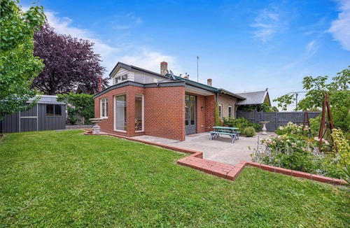 Mount Pleasant House | Character-Filled, Modern Retreat In Mount Pleasant, Ballarat