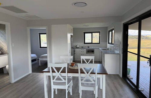 Lithgow City Council House | Charming 2 bedroom cottage in kanimbla valley