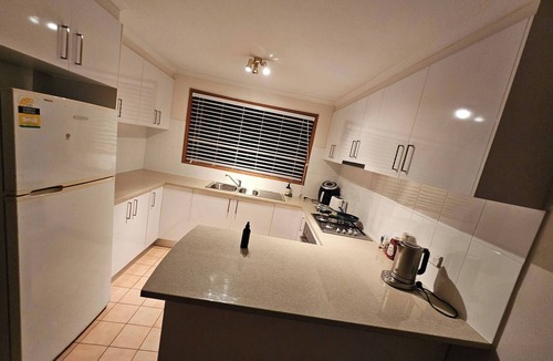 Meadow Heights House | Charming 3-Bedroom House in Meadow Heights - Perfect Family Retreat