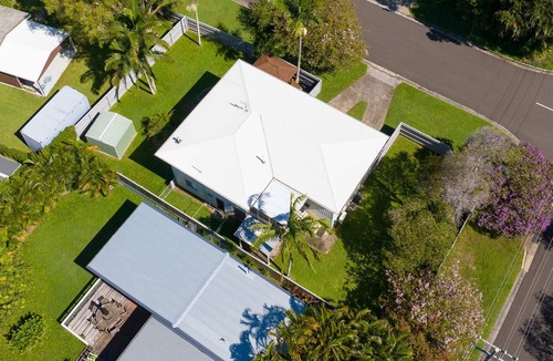 Maroochydore House | Charming 5-Bed Coastal Escape in Maroochydore