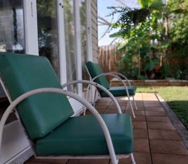 Maryborough House | Charming Private Guest Suite Close to Hospital