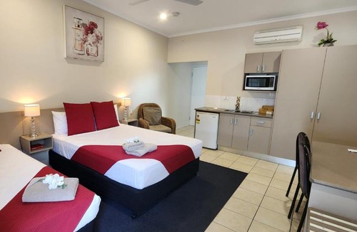 Richmond Hill Hotel | Charters Towers Motel
