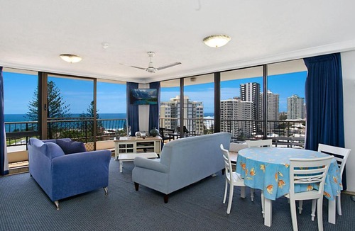 Coolangatta Apartment | Chateau Royale Unit 34 - Overlooking central Coolangatta