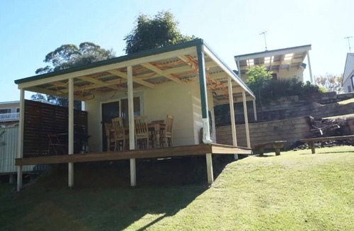 Basin View House | Chill Out at the Basin by Experience Jervis Bay