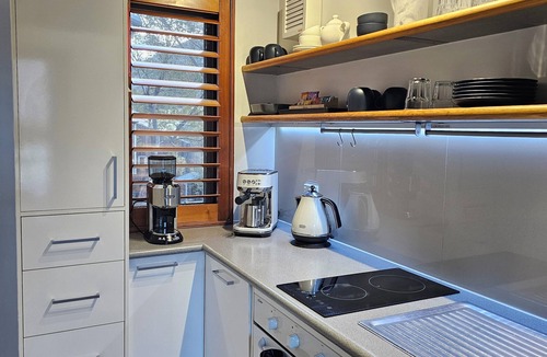 Thredbo Cabin | CHILL-OUT - Thredbo Village - moments to the mountain. Winter and summer!