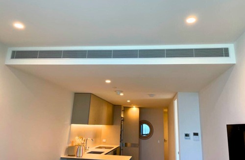 Southbank Apartment | City View 2 Bedroom Apartment in Southbank