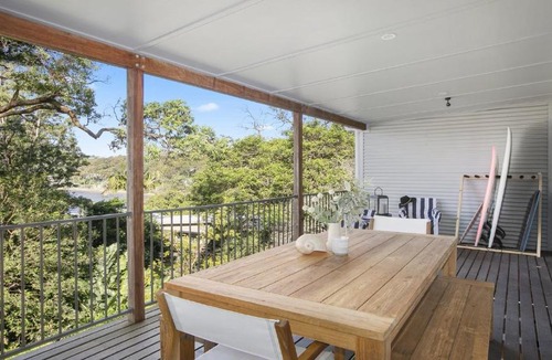 Hardys Bay House | Classic Beach and Bay Weekender