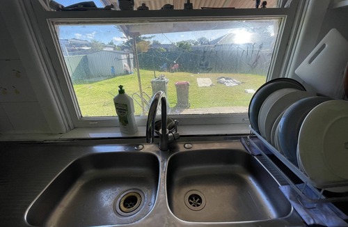 South Granville House | Close to parramatta CBD, a perfect family retreat in a suburb house.Pet friendly